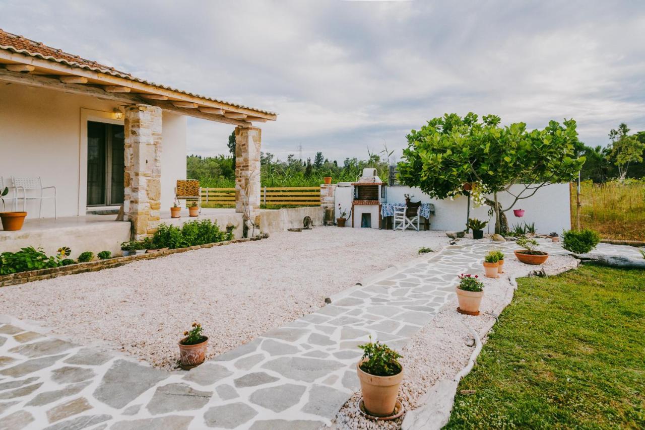 House By The Sea Apartman Lefkími Kültér fotó